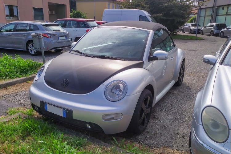 Volkswagen New Beetle Cabrio 1.9 TDI 